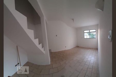 Casa para alugar com 70m², 2 quartos e 1 vagaSala