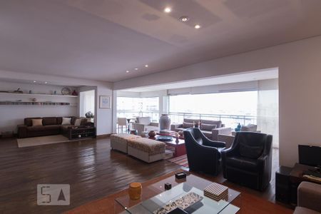 Sala de apartamento para alugar com 2 quartos, 198m² em Vila Romana, São Paulo