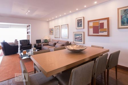 Sala de apartamento para alugar com 2 quartos, 198m² em Vila Romana, São Paulo