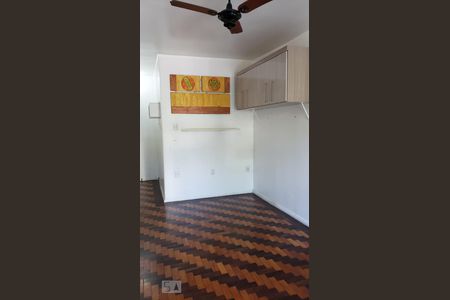 Sala de apartamento para alugar com 1 quarto, 34m² em Floresta, Porto Alegre