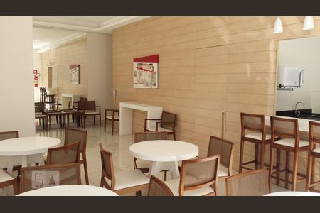 Apartamento à venda com 71m², 3 quartos e 2 vagas Apartamento à venda com 71m², 3 quartos e 2 vagasSalão de festas