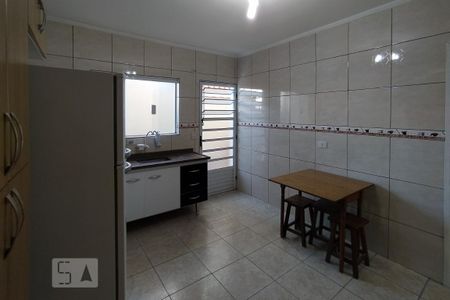 Casa para alugar com 68m², 2 quartos e 1 vaga Casa para alugar com 68m², 2 quartos e 1 vagaCozinha