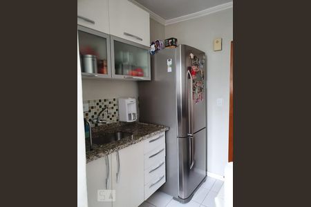 Cozinha de apartamento para alugar com 2 quartos, 50m² em Jaguaré, São Paulo