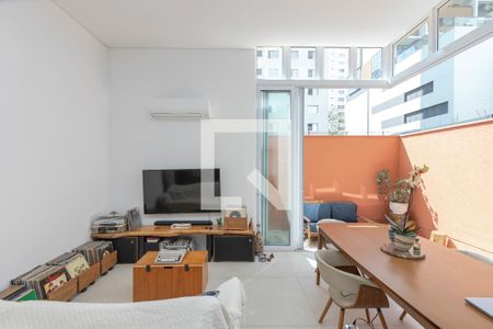 Apartamento à venda com 69m², 1 quarto e 1 vagaSala/ Cozinha