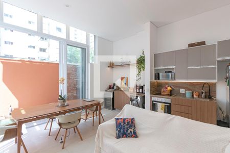 Apartamento à venda com 69m², 1 quarto e 1 vagaSala/ Cozinha