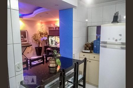 Apartamento para alugar com 62m², 3 quartos e sem vaga Apartamento para alugar com 62m², 3 quartos e sem vagaCozinha