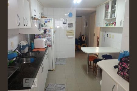 Apartamento à venda com 120m², 3 quartos e 1 vagaCozinha