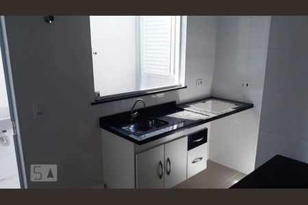 Cozinha de apartamento para alugar com 2 quartos, 57m² em Vila Matilde, São Paulo
