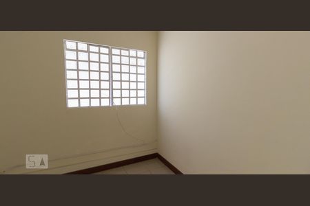 Casa à venda com 300m², 5 quartos e 8 vagasSala de Tv