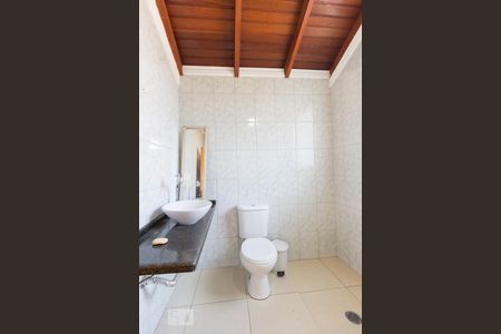 Casa à venda com 300m², 5 quartos e 8 vagasBanheiro da Cobertura