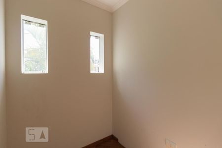Casa à venda com 300m², 5 quartos e 8 vagasQuarto Suíte 1 - Espaço Closet 