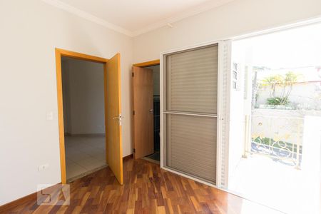 Casa à venda com 300m², 5 quartos e 8 vagasQuarto Suíte 2