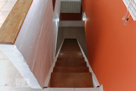 Apartamento à venda com 210m², 4 quartos e 2 vagasEscada