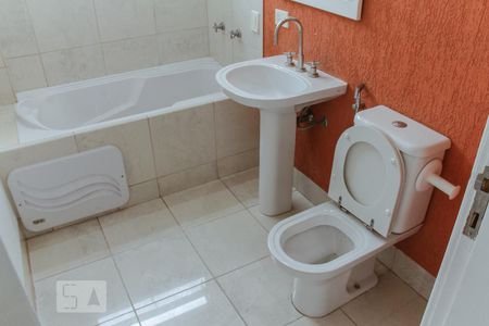 Apartamento à venda com 210m², 4 quartos e 2 vagasBanheiro