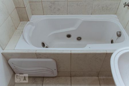 Apartamento à venda com 210m², 4 quartos e 2 vagasBanheiro