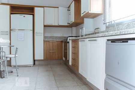 Apartamento à venda com 210m², 4 quartos e 2 vagasCozinha - Armários