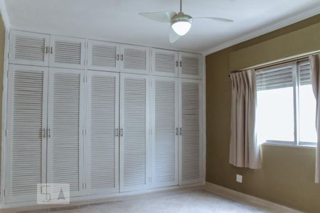 Apartamento à venda com 210m², 4 quartos e 2 vagasSuíte