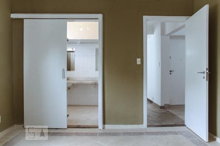 Apartamento à venda com 210m², 4 quartos e 2 vagasSuíte
