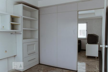 Apartamento à venda com 210m², 4 quartos e 2 vagasQuarto