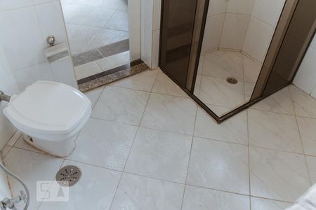 Apartamento à venda com 210m², 4 quartos e 2 vagasBanheiro da Suíte