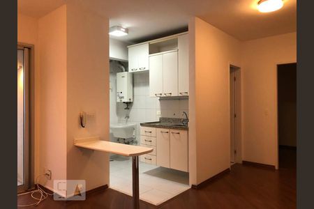 Cozinha de apartamento à venda com 1 quarto, 44m² em Vila Buarque, São Paulo