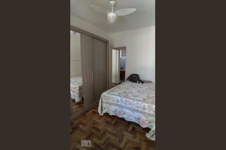 Dormitório de apartamento à venda com 2 quartos, 74m² em Floresta, Porto Alegre