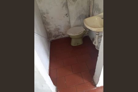 Banheiro 2 de casa para alugar com 1 quarto, 60m² em Chácara Inglesa, São Paulo