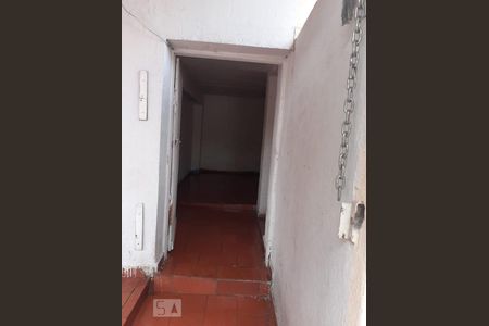 Corredor de casa para alugar com 1 quarto, 60m² em Chácara Inglesa, São Paulo