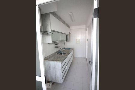 Apartamento para alugar com 67m², 2 quartos e 2 vagasCozinha