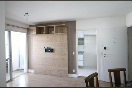 Apartamento para alugar com 67m², 2 quartos e 2 vagasSala