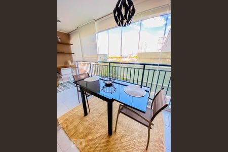 Apartamento para alugar com 45m², 1 quarto e 1 vaga Apartamento para alugar com 45m², 1 quarto e 1 vagaSacada
