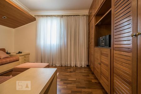 Apartamento à venda com 370m², 3 quartos e 4 vagasSuíte 1