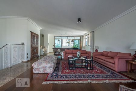 Apartamento à venda com 370m², 3 quartos e 4 vagasSala Piso Superior