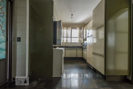 Apartamento à venda com 370m², 3 quartos e 4 vagasCozinha