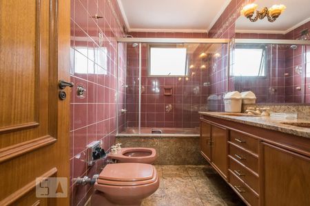 Apartamento à venda com 370m², 3 quartos e 4 vagasBanheiro Suíte 3