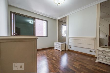 Apartamento à venda com 370m², 3 quartos e 4 vagasSuíte 3