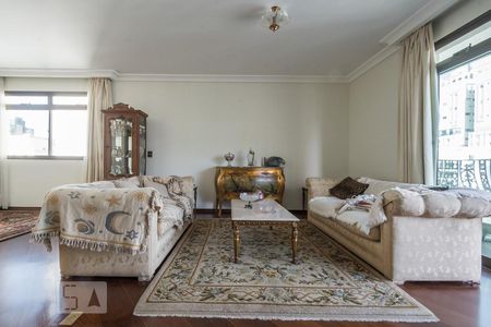 Apartamento à venda com 370m², 3 quartos e 4 vagasSala