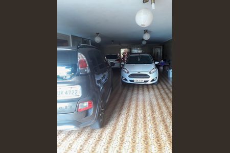 Casa para alugar com 490m², 2 quartos e 8 vagas Casa para alugar com 490m², 2 quartos e 8 vagasGaragem