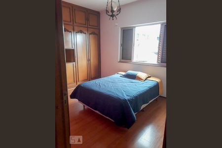 Quarto 1 de casa para alugar com 2 quartos, 490m² em Vila Gomes Cardim, São Paulo