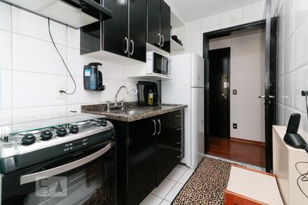 Apartamento à venda com 42m², 2 quartos e 1 vaga Apartamento à venda com 42m², 2 quartos e 1 vagaCozinha
