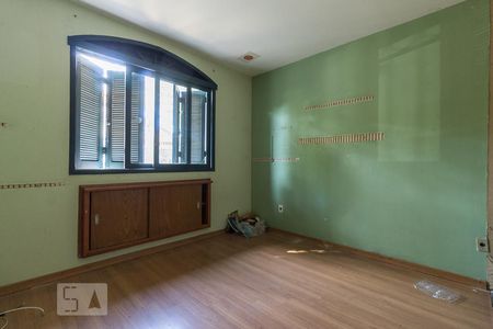 Dormitório 1 de casa à venda com 3 quartos, 252m² em Jardim Itu Sabara, Porto Alegre