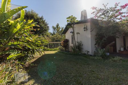 Casa à venda com 252m², 3 quartos e 2 vagasÁrea Externa