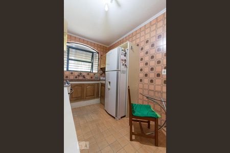 Casa à venda com 252m², 3 quartos e 2 vagasCozinha