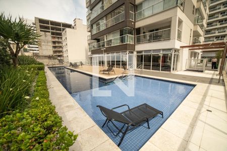 Apartamento para alugar com 36m², 1 quarto e 1 vaga Apartamento para alugar com 36m², 1 quarto e 1 vagaÁrea comum - Piscina