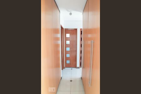 Apartamento para alugar com 67m², 3 quartos e 2 vagas Apartamento para alugar com 67m², 3 quartos e 2 vagasCorredor