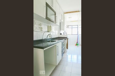 Apartamento para alugar com 67m², 3 quartos e 2 vagas Apartamento para alugar com 67m², 3 quartos e 2 vagasCozinha