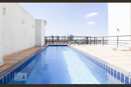 Apartamento para alugar com 67m², 3 quartos e 2 vagas Apartamento para alugar com 67m², 3 quartos e 2 vagasÁrea comum - Piscina