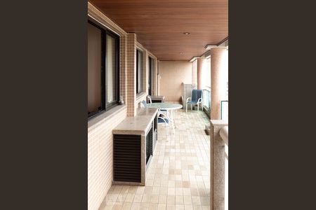 Apartamento à venda com 147m², 3 quartos e 2 vagasVaranda