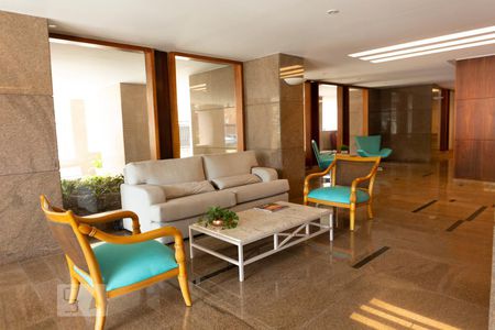 Apartamento à venda com 147m², 3 quartos e 2 vagasHall de Entrada