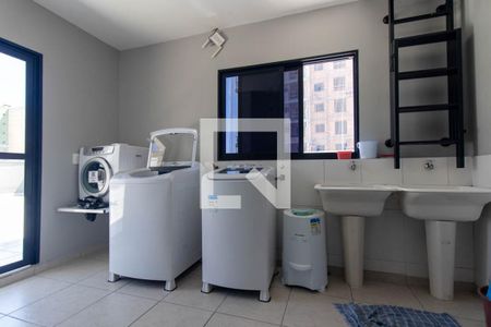 Studio para alugar com 20m², 1 quarto e sem vaga Studio para alugar com 20m², 1 quarto e sem vagaLavanderia